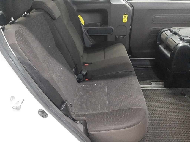 TOYOTA PORTE 2015