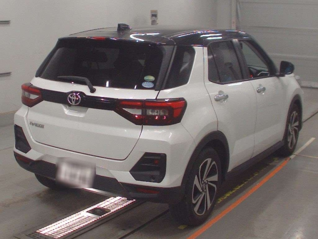 TOYOTA RAIZE 2020