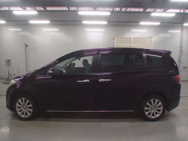 MAZDA MPV 2010