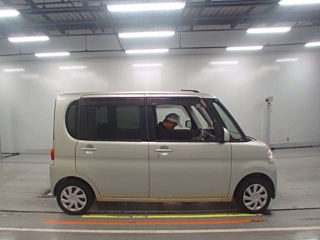 DAIHATSU TANTO 2012