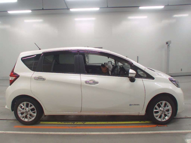NISSAN NOTE 2019