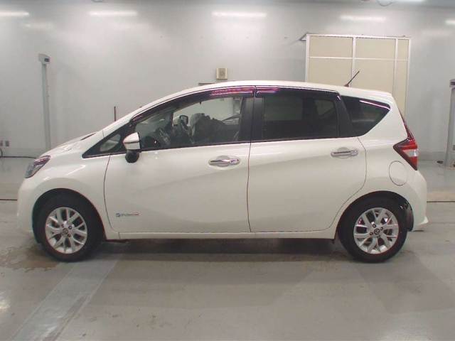 NISSAN NOTE 2019