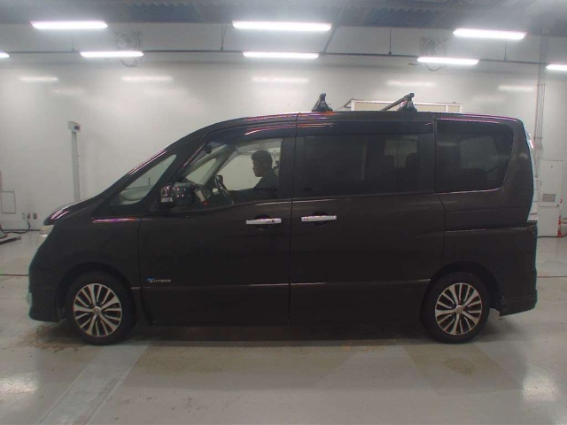 NISSAN SERENA 2014