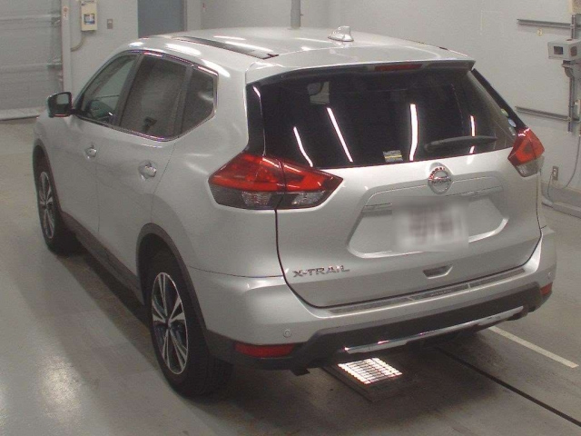 NISSAN X-TRAIL 2018
