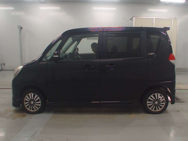SUZUKI SOLIO 2011