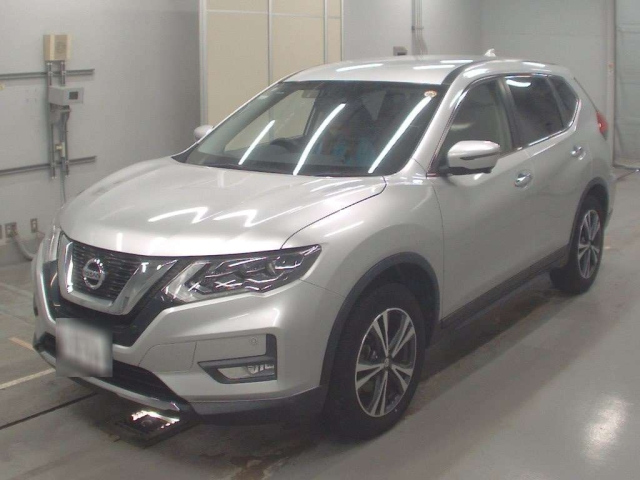 NISSAN X-TRAIL 2018