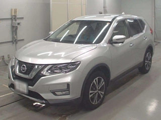 NISSAN X-TRAIL 2018