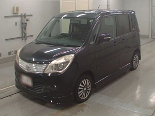 SUZUKI SOLIO 2011