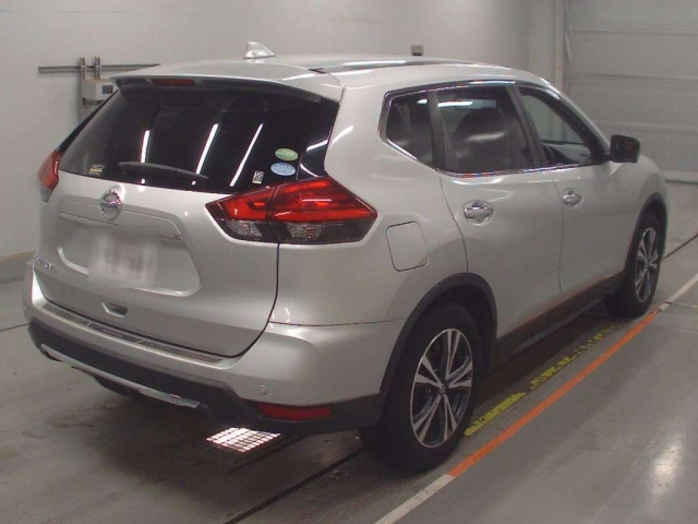NISSAN X-TRAIL 2018