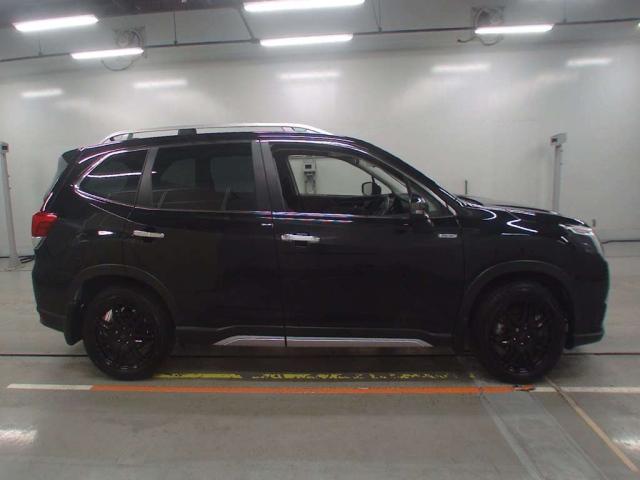 SUBARU FORESTER 2023