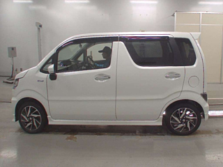 SUZUKI WAGON R 2025