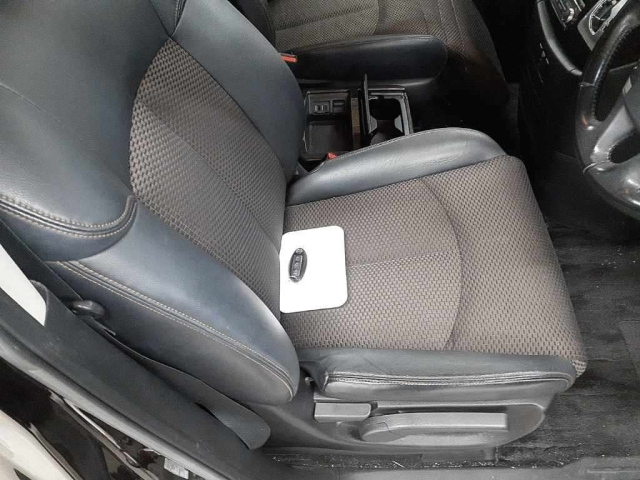 NISSAN ELGRAND 2010