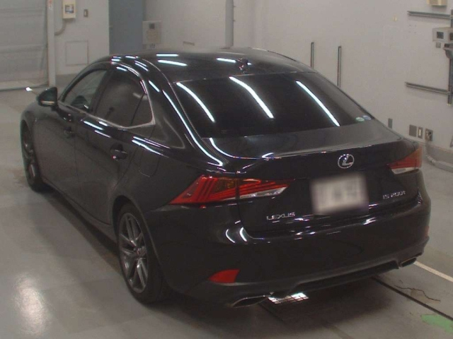 LEXUS IS 2017