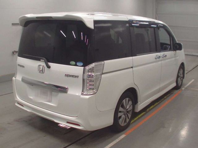 HONDA STEP WAGON 2013