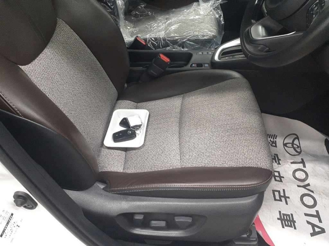 TOYOTA YARIS CROSS 2022