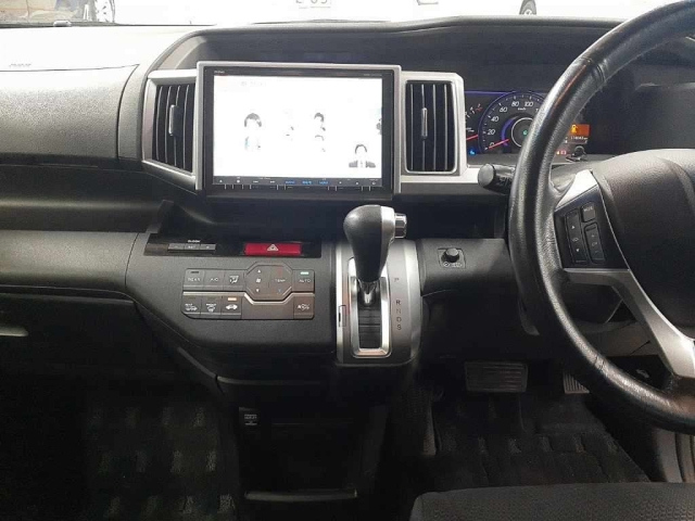 HONDA STEP WAGON 2013