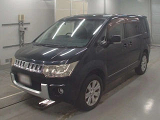 MITSUBISHI DELICA D5 2010
