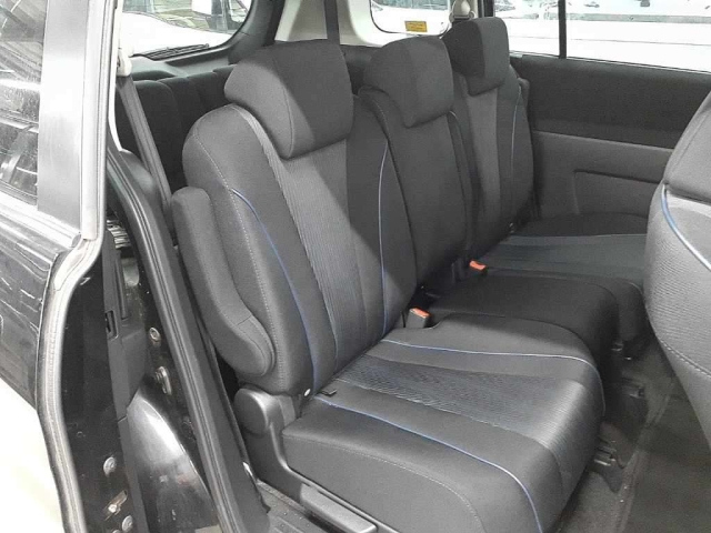 MAZDA PREMACY 2012