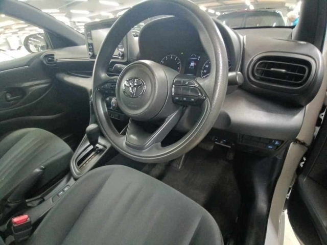 TOYOTA YARIS 2022