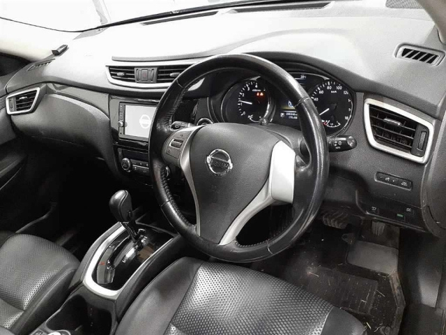NISSAN X-TRAIL 2017