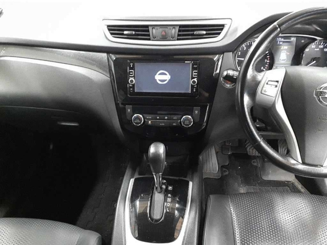 NISSAN X-TRAIL 2017