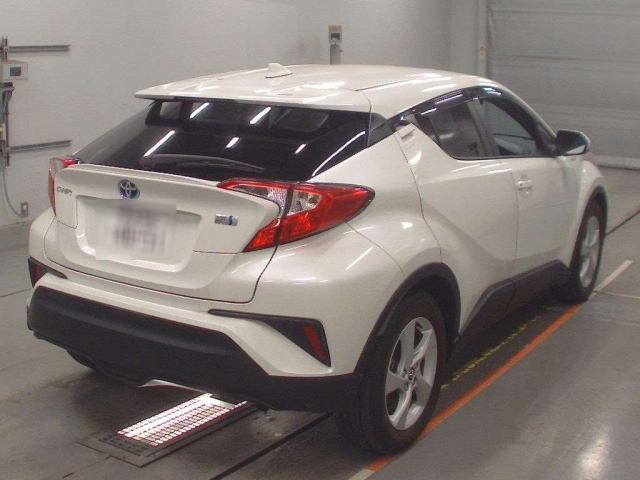 TOYOTA C-HR 2017