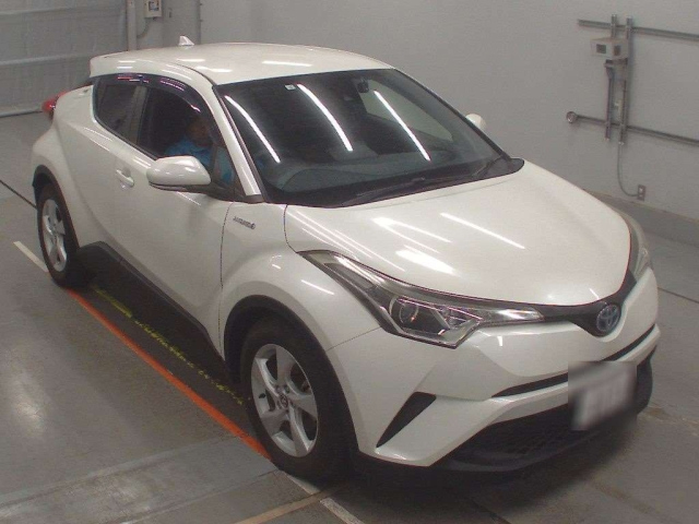 TOYOTA C-HR 2017
