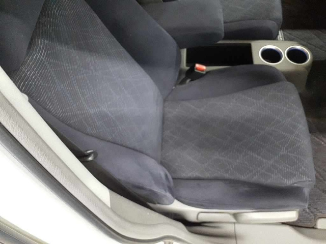 HONDA STREAM 2011