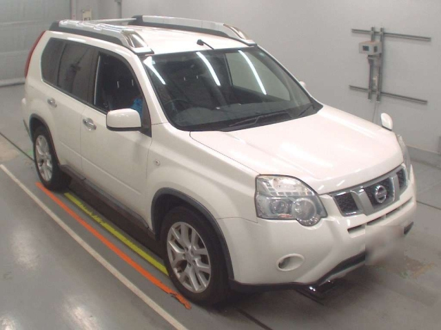 NISSAN X-TRAIL 2013