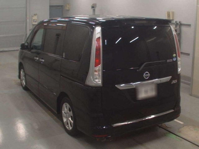 NISSAN SERENA 2011