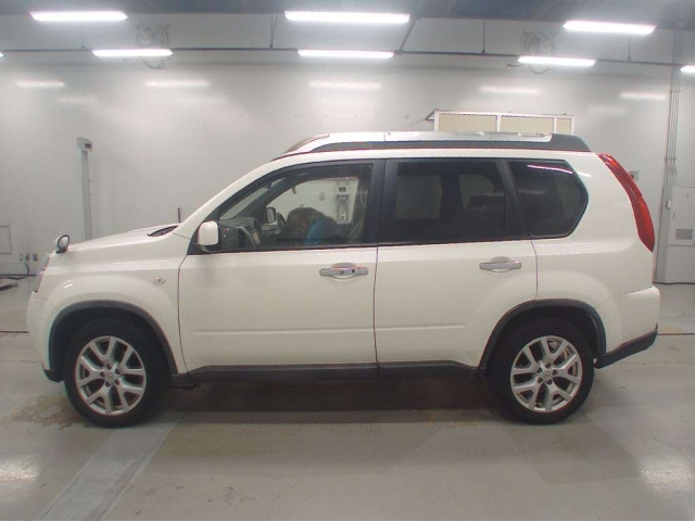 NISSAN X-TRAIL 2013