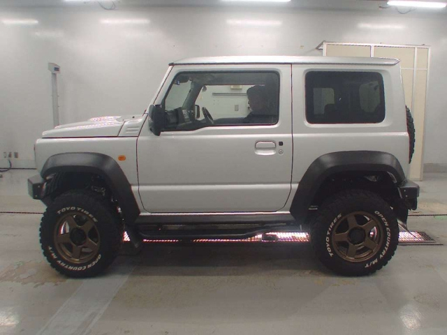 SUZUKI JIMNY SIERRA 2021