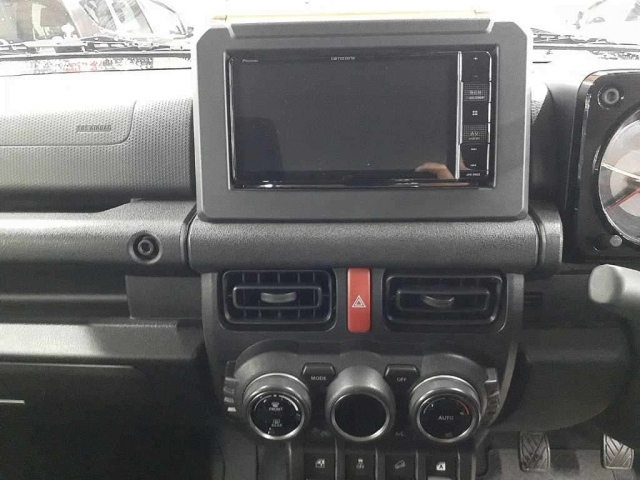 SUZUKI JIMNY SIERRA 2021