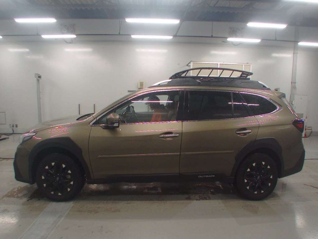 SUBARU LEGACY OUTBACK 2022