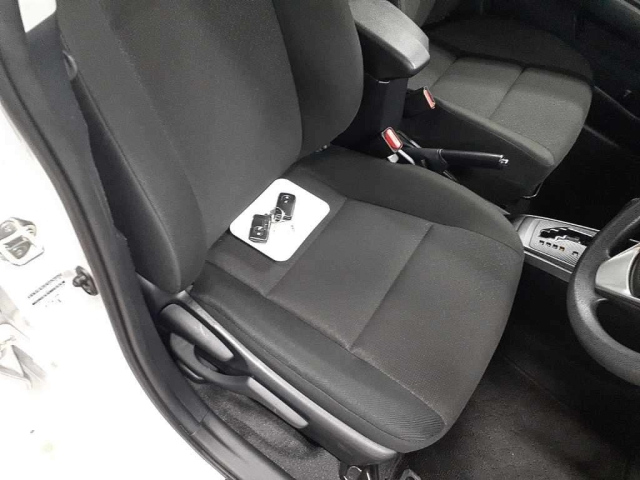 TOYOTA COROLLA AXIO 2023
