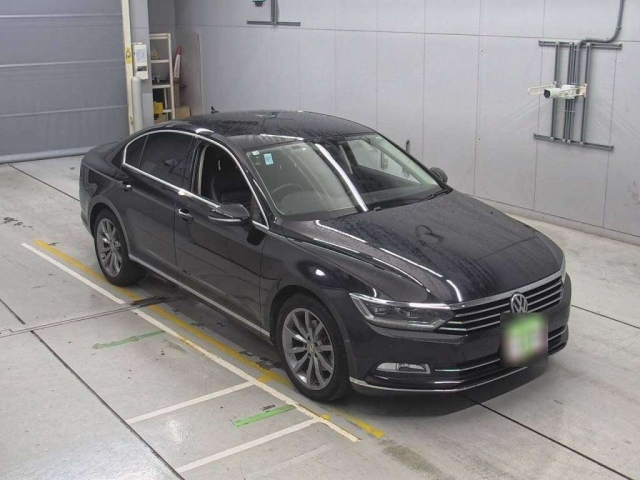VOLKSWAGEN PASSAT 2020