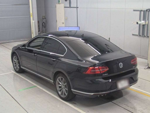VOLKSWAGEN PASSAT 2020