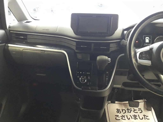 DAIHATSU MOVE 2015