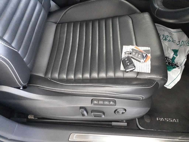 VOLKSWAGEN PASSAT VARIANT 2022