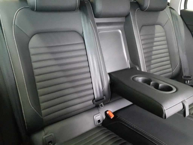 VOLKSWAGEN PASSAT VARIANT 2022