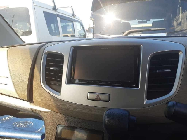 SUZUKI WAGON R 2012