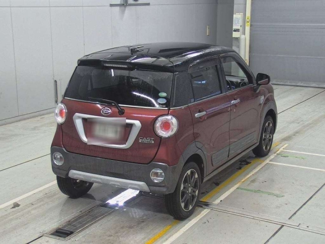 DAIHATSU CAST 2018