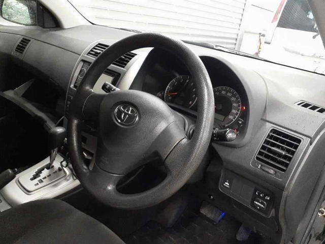 TOYOTA COROLLA FIELDER 2012