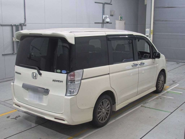 HONDA STEP WAGON 2011