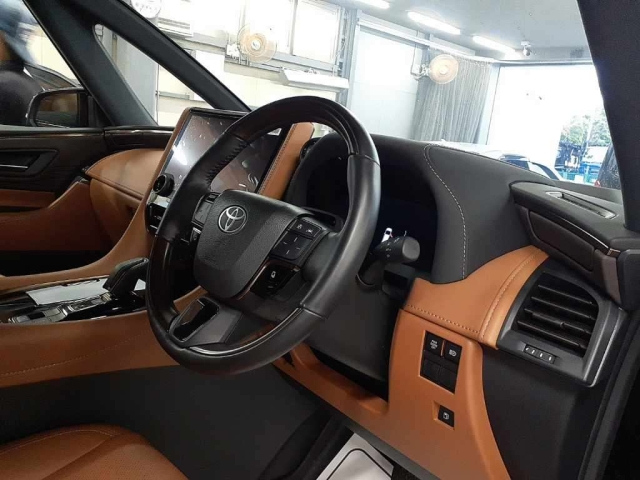 TOYOTA VELLFIRE 2025