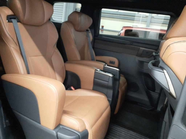 TOYOTA VELLFIRE 2025