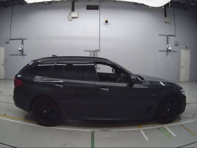 BMW 5 SERIES 2017