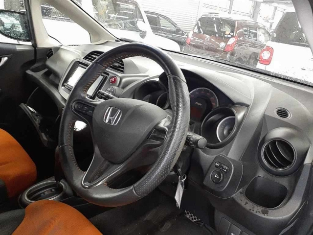 HONDA FIT 2011