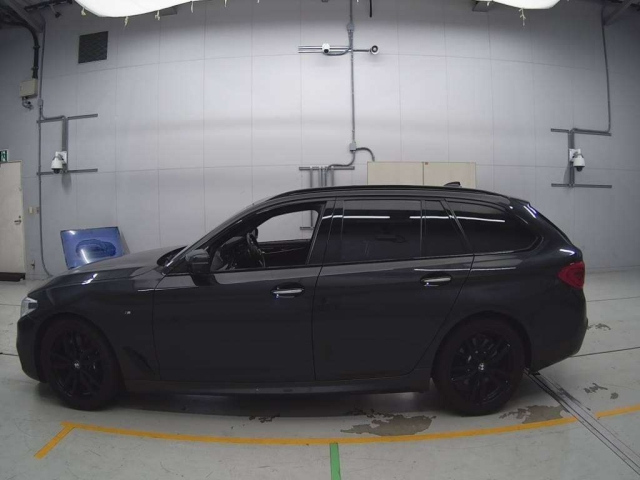 BMW 5 SERIES 2017