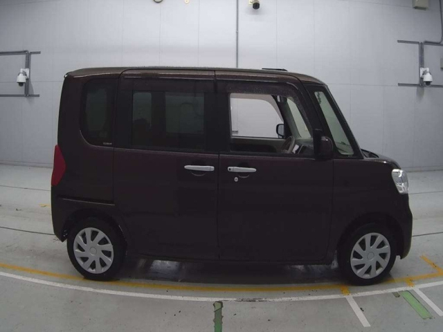 DAIHATSU TANTO 2014